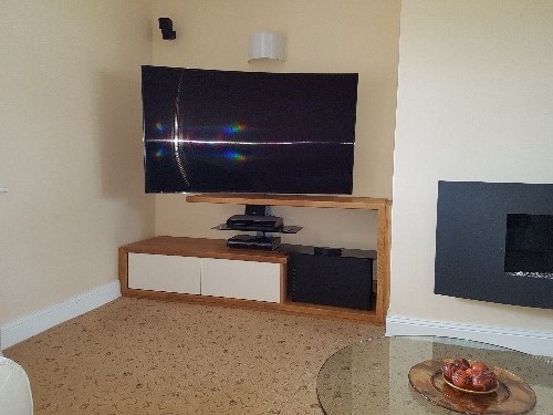 TV Stand With 40mm Solid Oak Surround