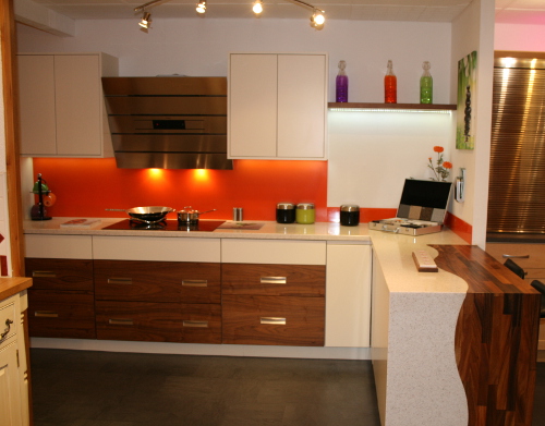 Island Worktop Is Walnut Welded To Staron